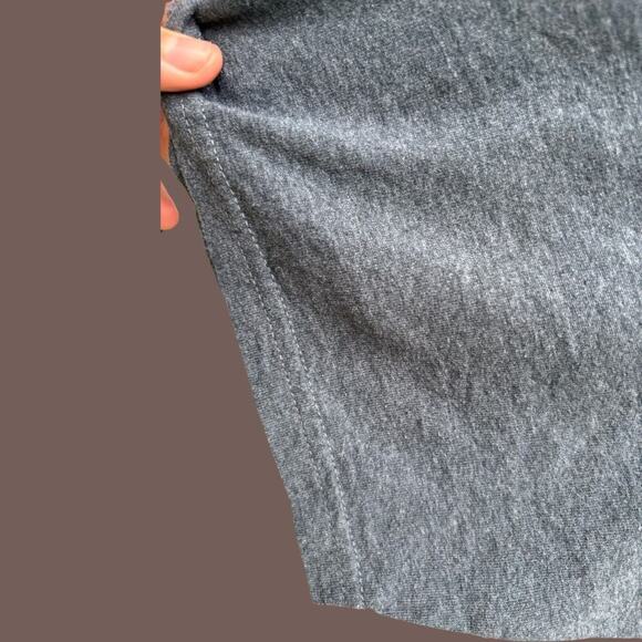 Gildan Skull Graphic Tee | Gray | Size XL | Vintage - Picture 3 of 5